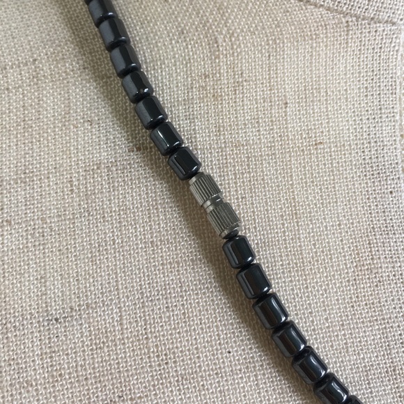 🖤NEW💕hematite & blue catseye stone necklace - Picture 4 of 5